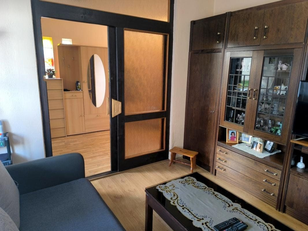 ZNOVU V PONUKE-PADNUTÁ REZERVÁCIA KRÁSNY ZAUJÍMAVO RIEŠENÝ - 5