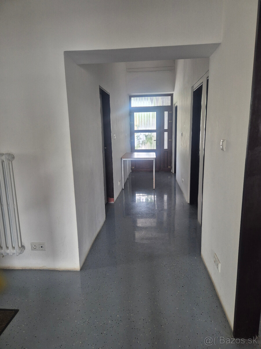 OBCHODNÉ / KANCELÁRSKE PRIESTORY v Prešov - 5