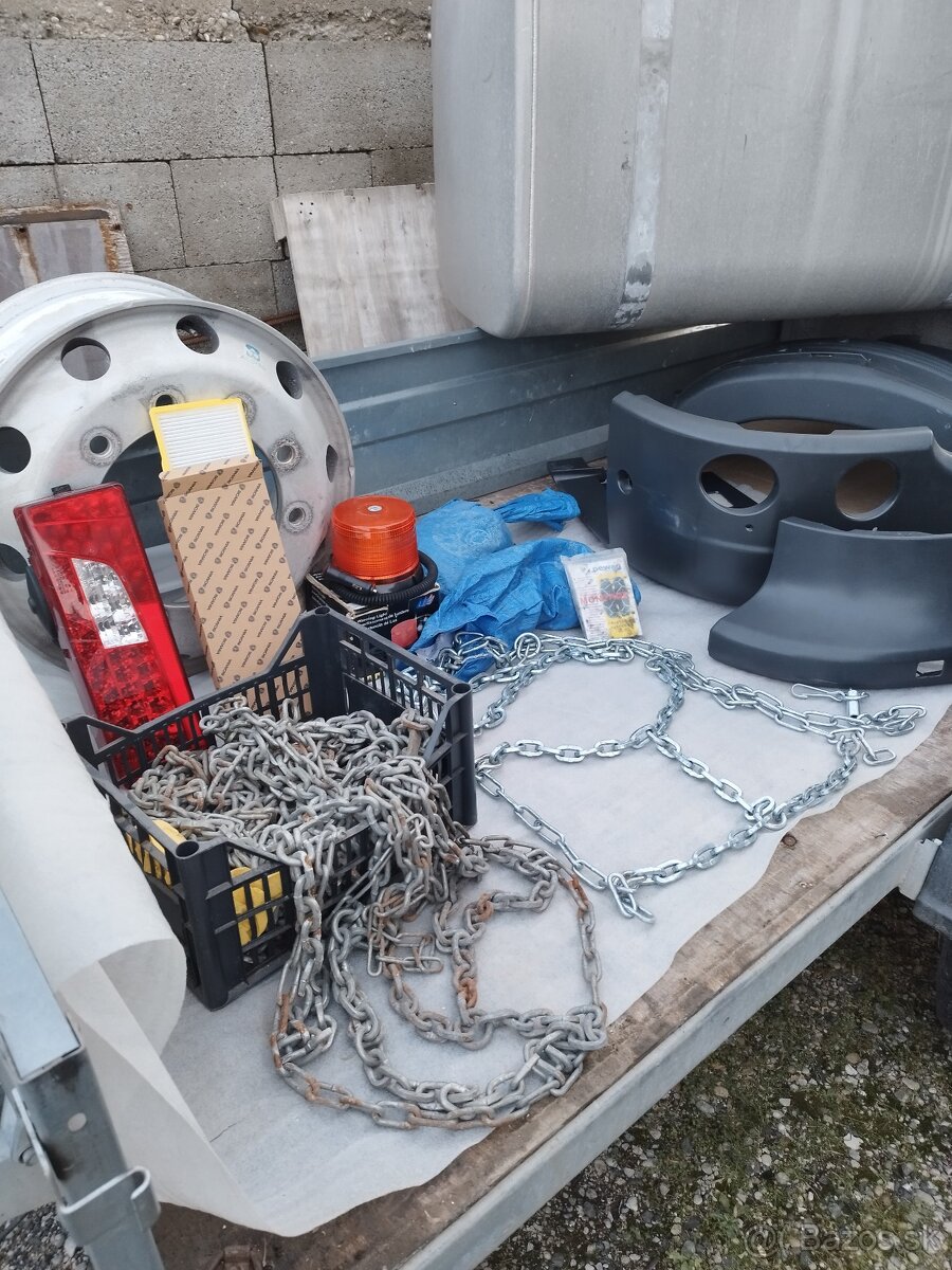 Snehové reťaze, nádrž a ine ND - 5