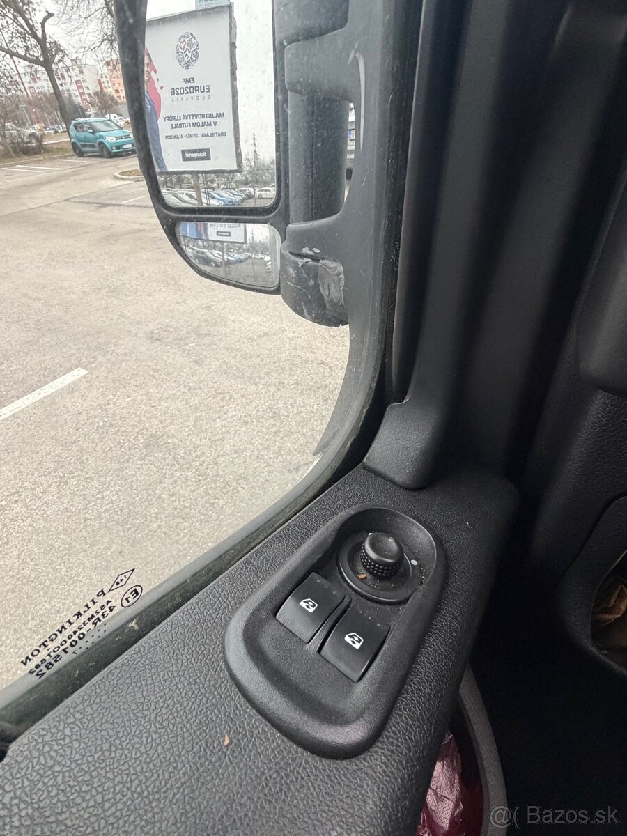 Renault Master 2.3dci 2017 rok - 5