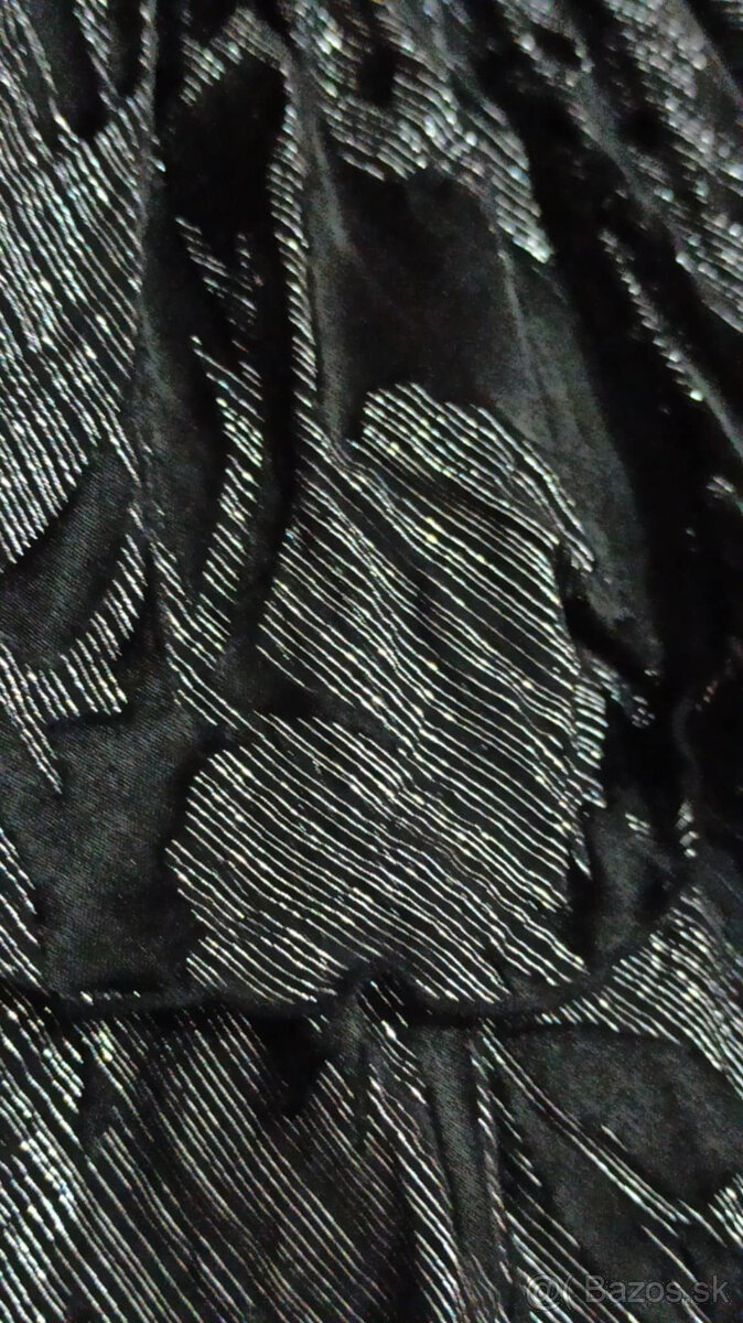 Spoločenské šaty, lesklé čierno strieborné ,veľk.M - 5