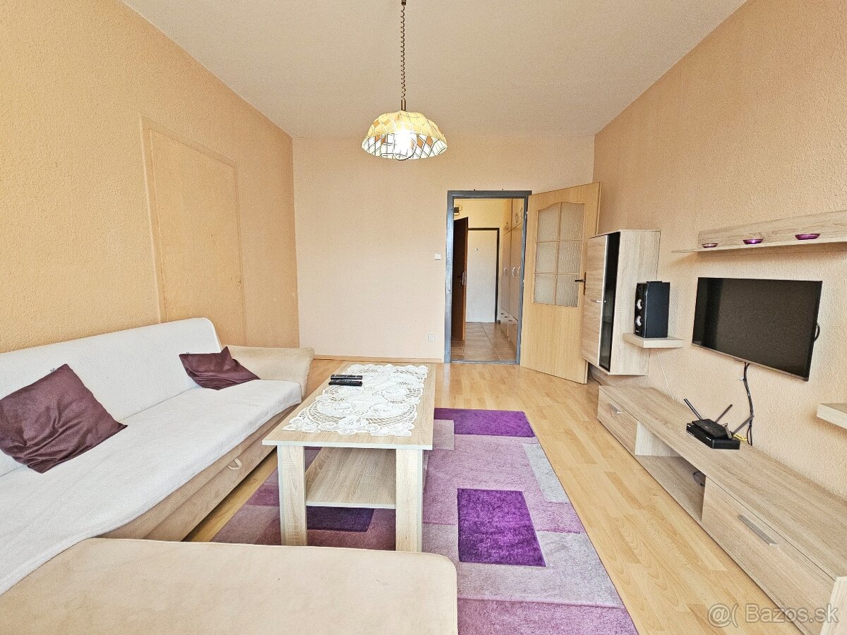 Veľký 2 izb. byt, 58m2 + loggia, prenájom, Krosnianska 77, K - 5