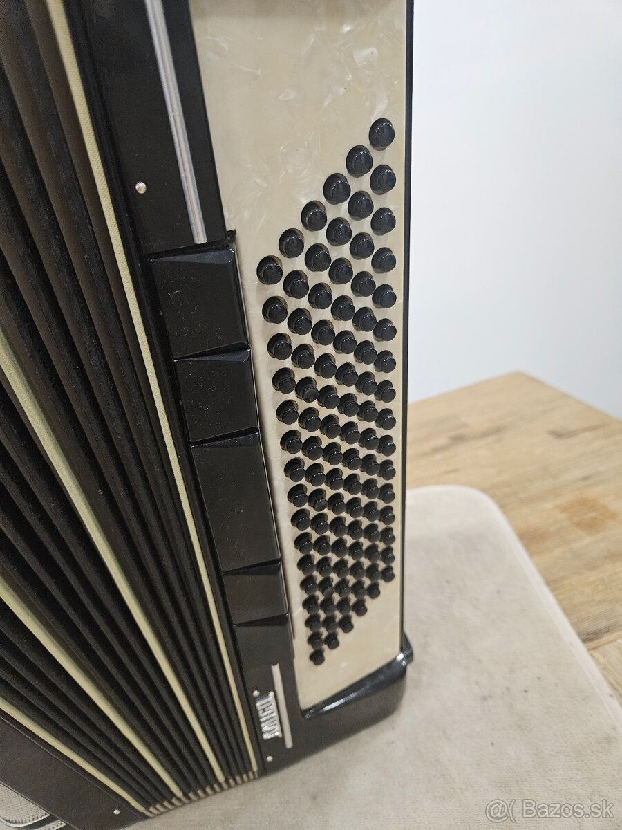 Akordeon welrmeister amigo 96 basovy - 5