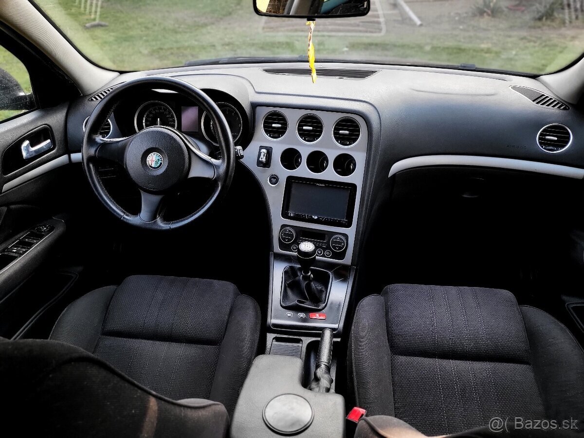 náhradné diely na: Alfa Romeo 159 SW 1.9 Mjtd, 2.4 Mjtd, - 5