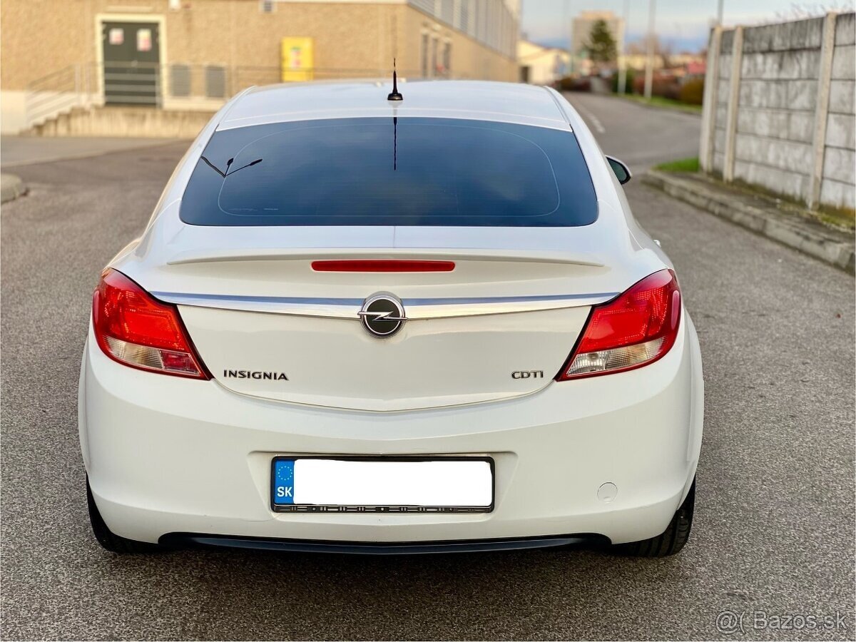 Predám Opel Insignia 2.0 CDTI. 81 KW R.v. 2013 Kup SR. - 5