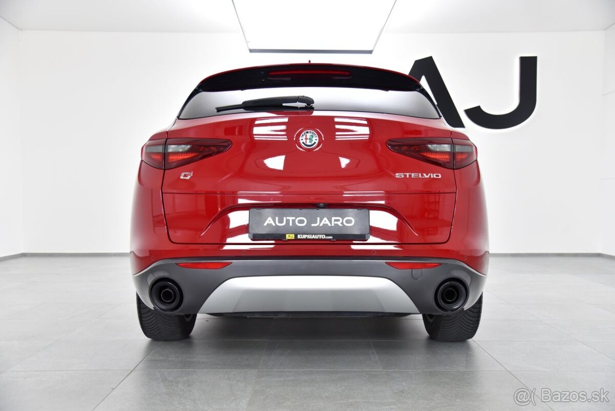 Stelvio 2.0 Turbo Veloce Q4 A/T, Xenon, ACC, Keyless - 5