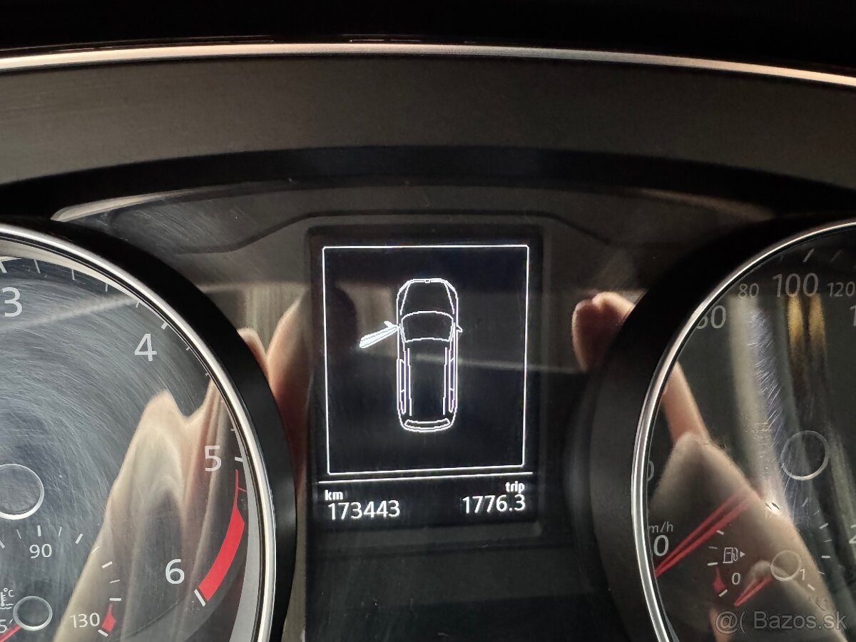 Volkswagen Passat Variant 2.0 TDi DSG - 5