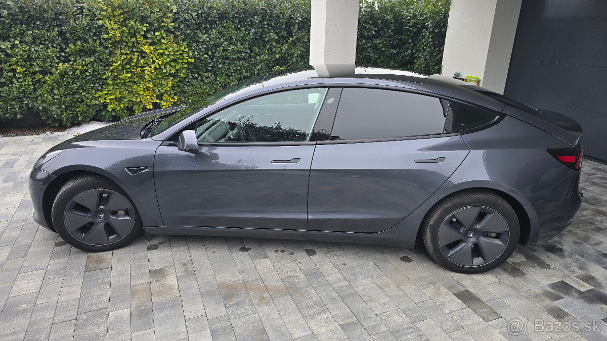 Tesla Model 3 SR+ - 5
