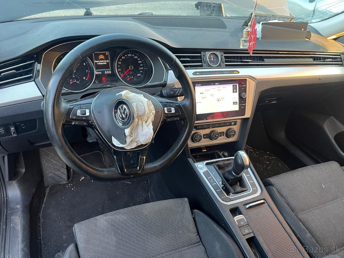 Volkswagen Passat Variant 1.4 TSI2018Comfortline ACT DSG - 5