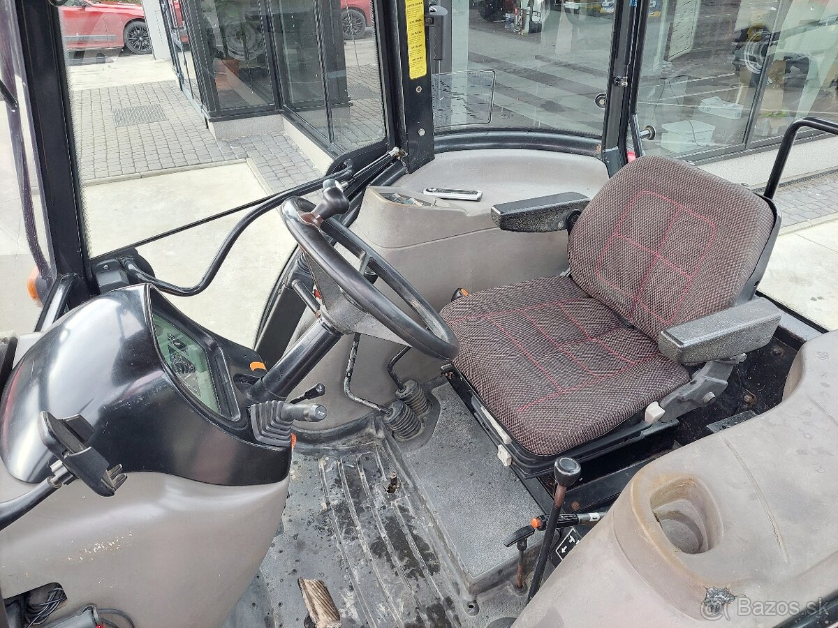 Traktor Case Farmall JX 70 S NAKLADAČOM - 5