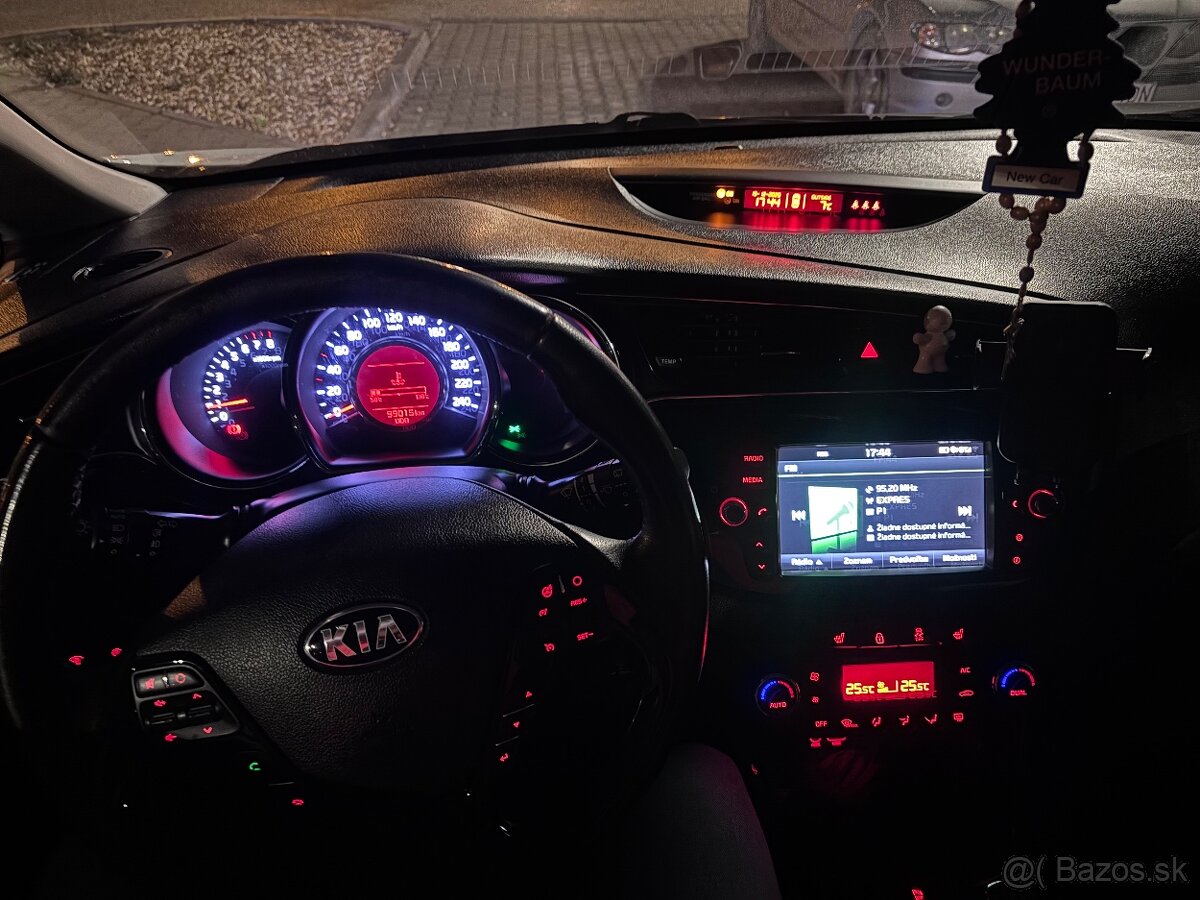 KIA Ceed 1.6GDI - 5