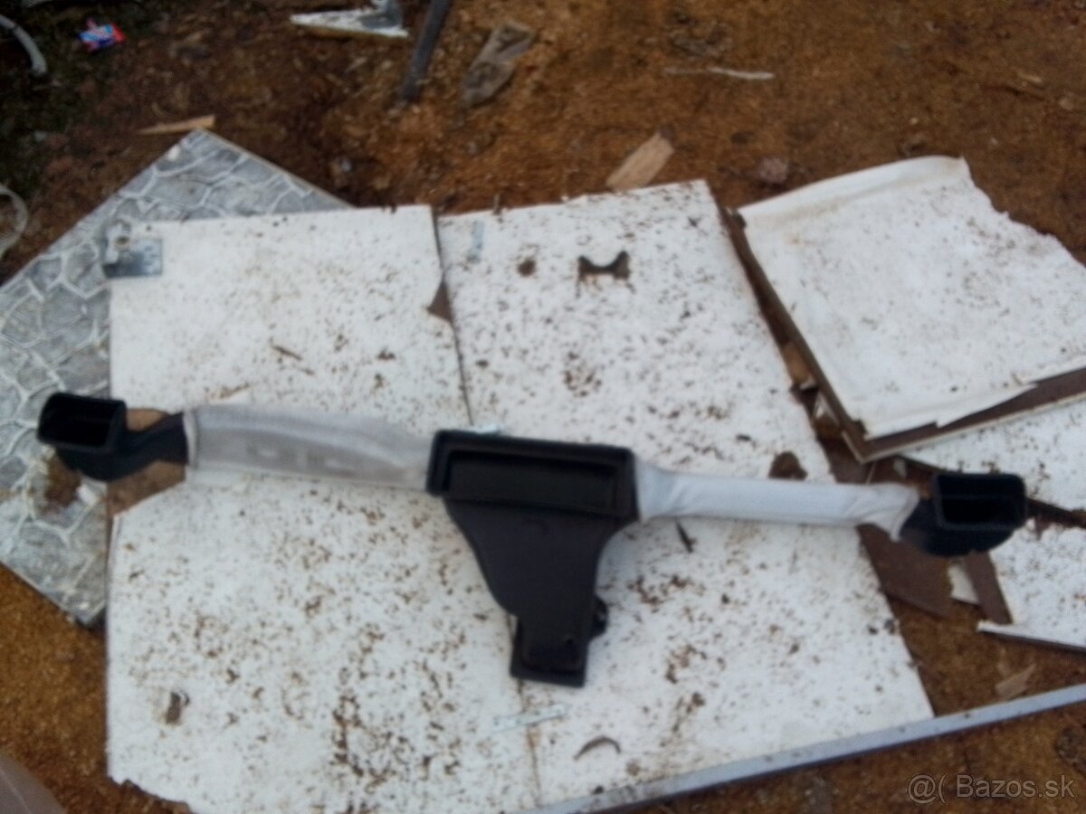 Audi A4 1.6 74kw - 5