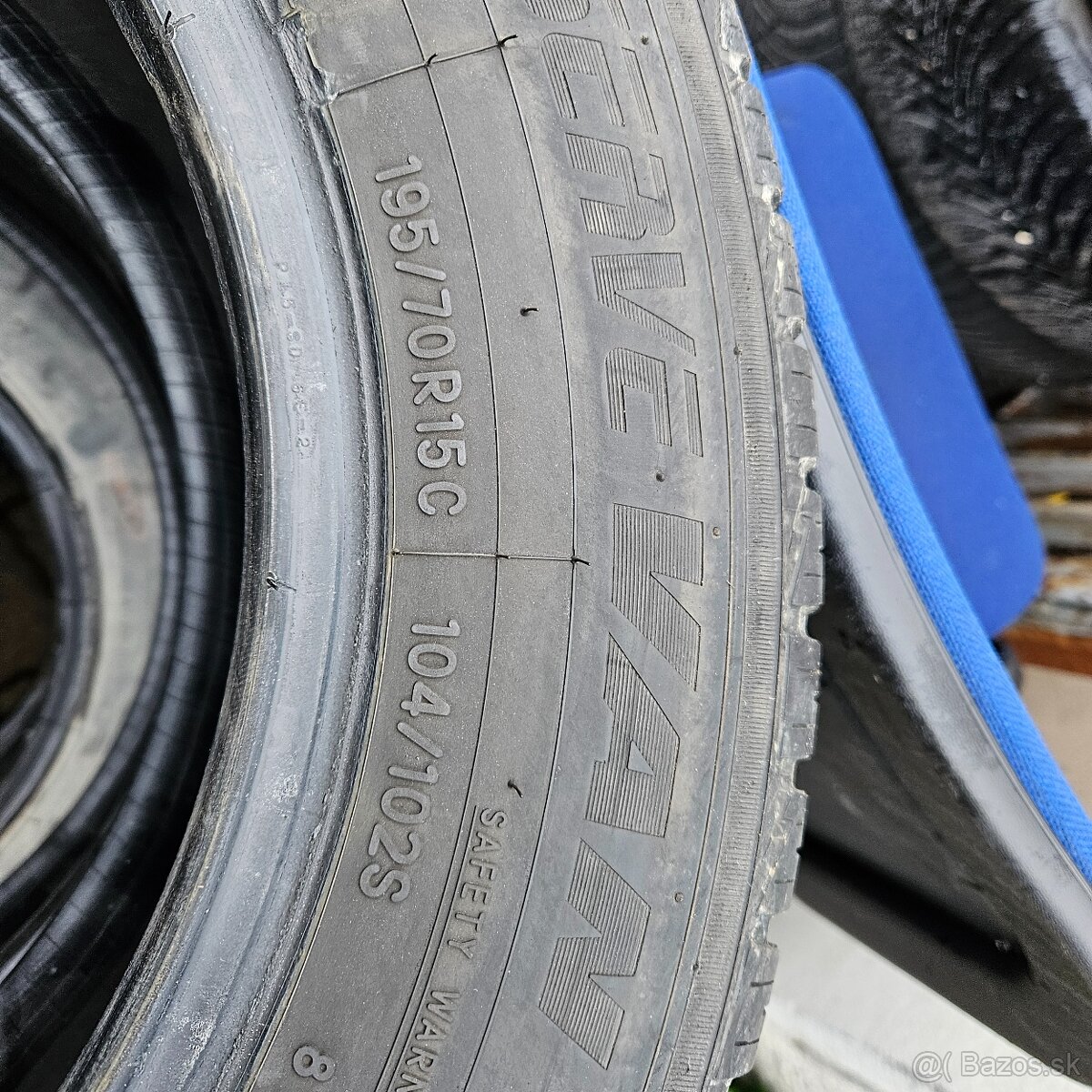 195/70 r15c Toyo - 5