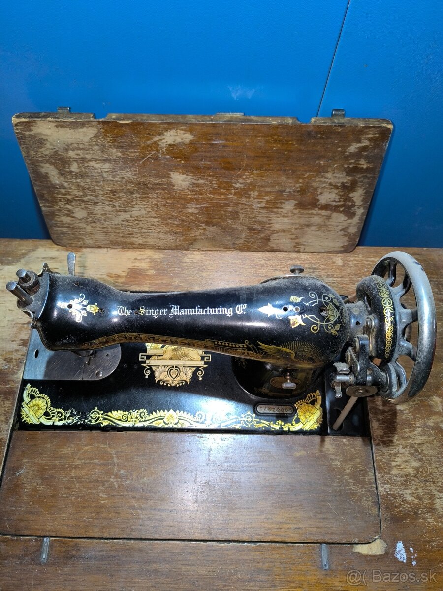 Singer šijací stroj (201K) rok výroby 1935 - 5