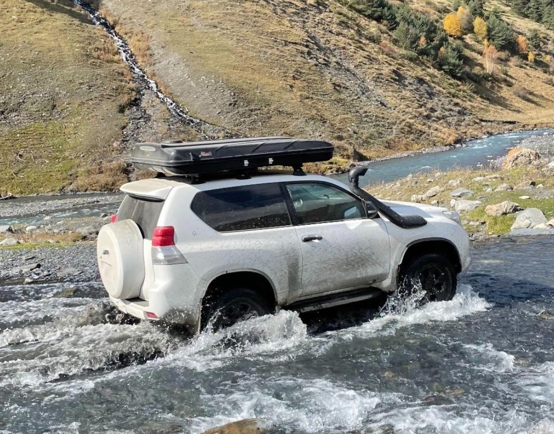 Toyota Land Cruiser Adventure