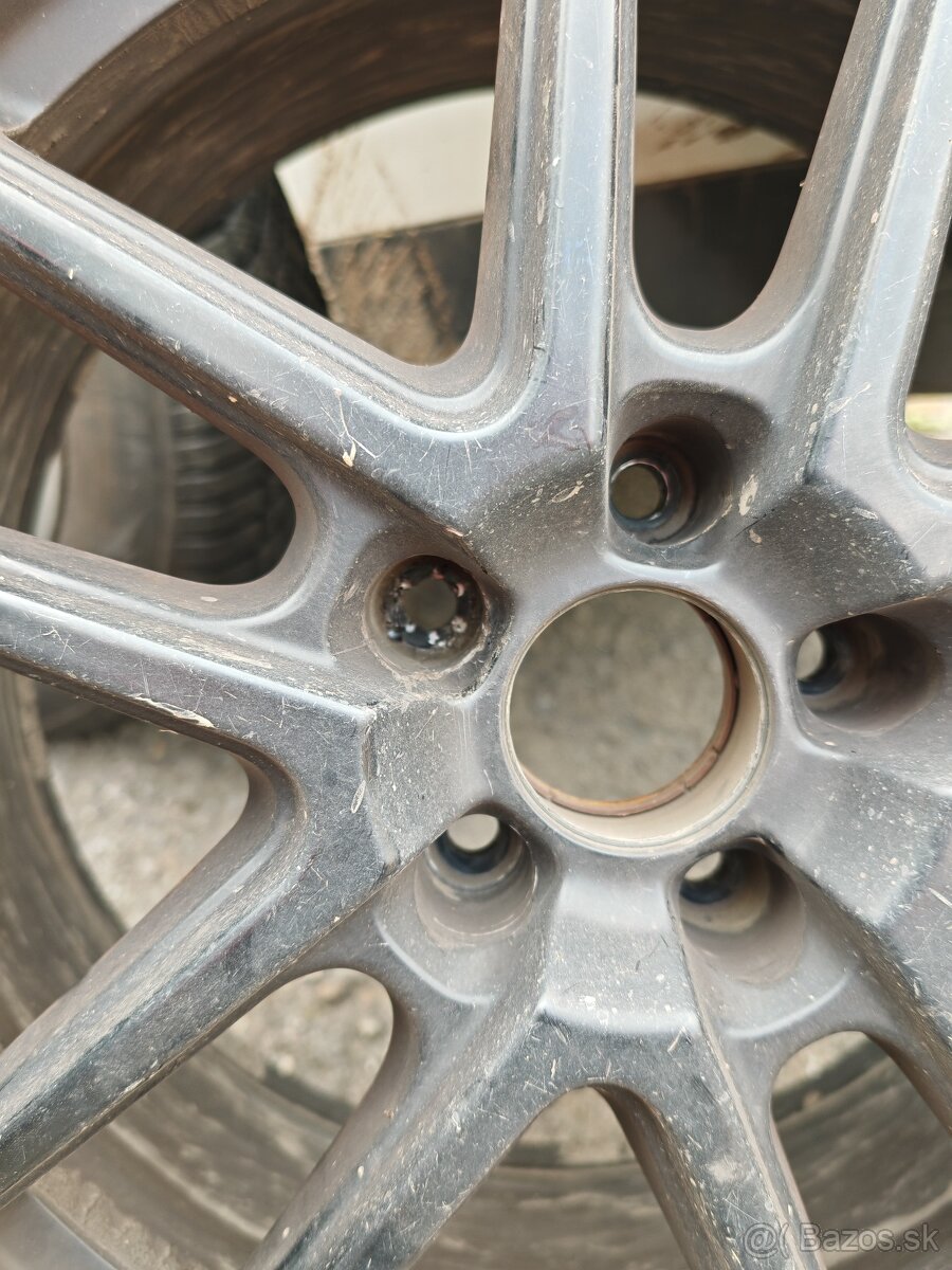 ANZIO SPLIT 8x18 5x114,3 ET35 racing black - 5