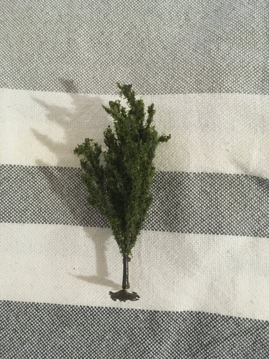 Modelová železnica H0 - stromčeky - 5