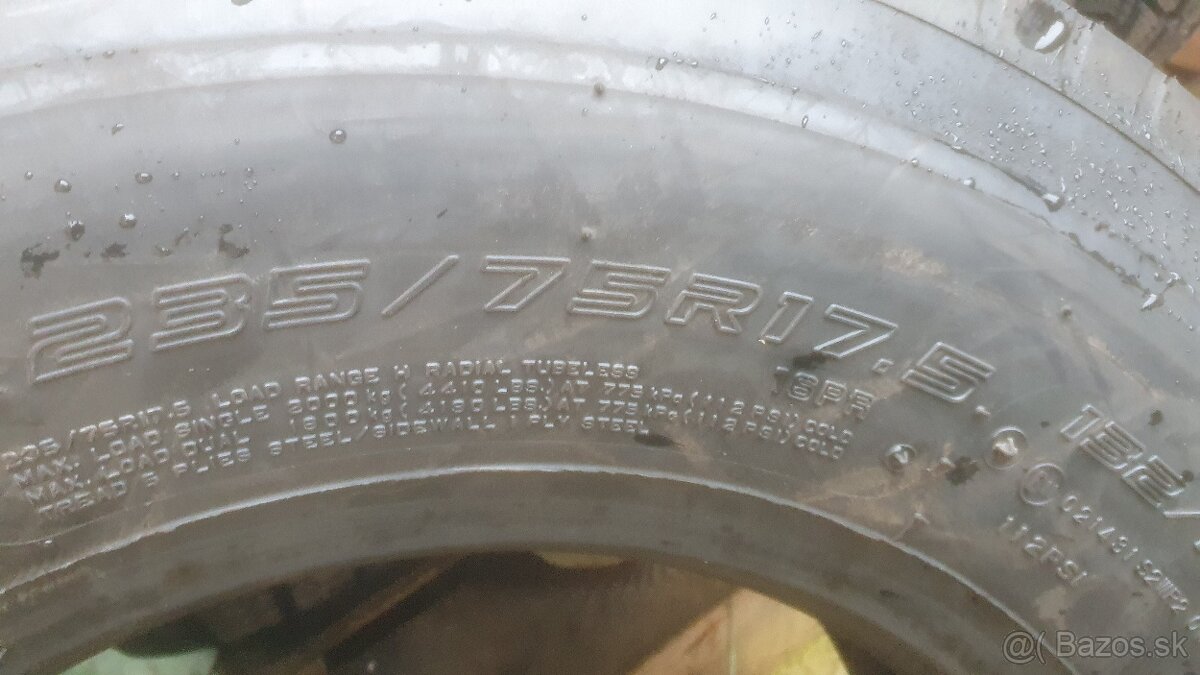 235/75 r17,5 - 5