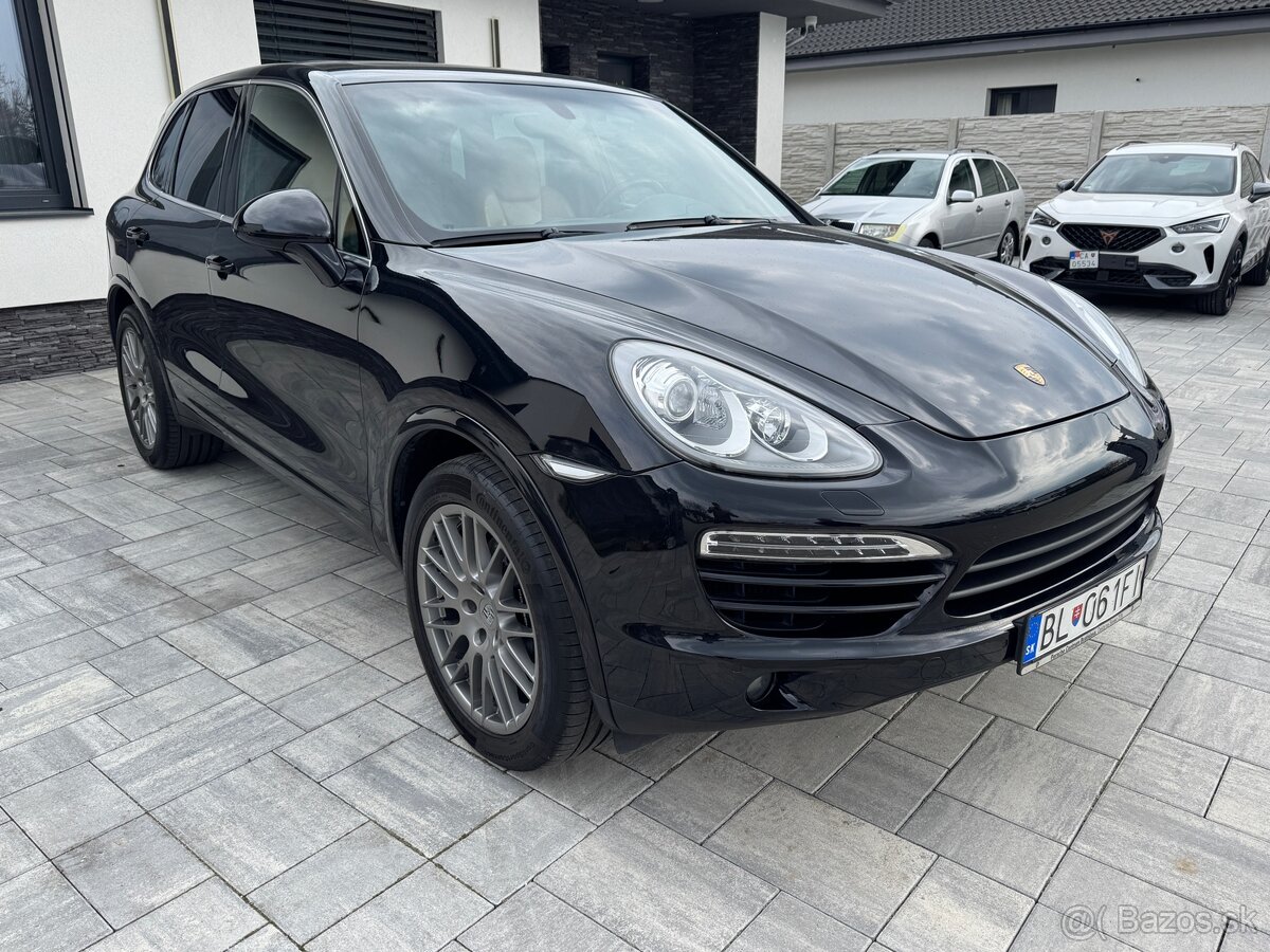 Porsche Cayenne - 5
