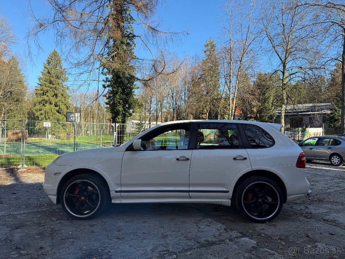 PORSCHE Cayenne GTS 4.8 - 5
