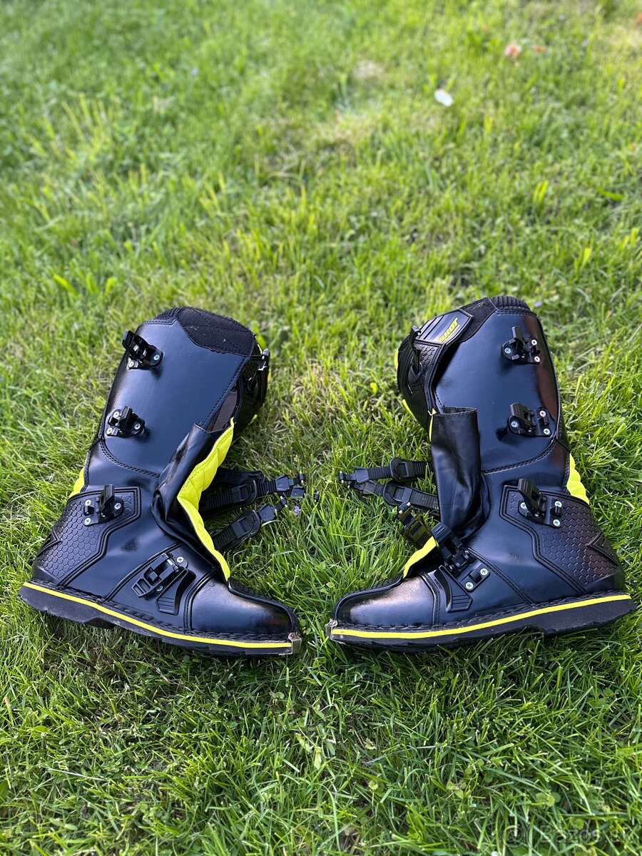 Motocross výstroj - 5