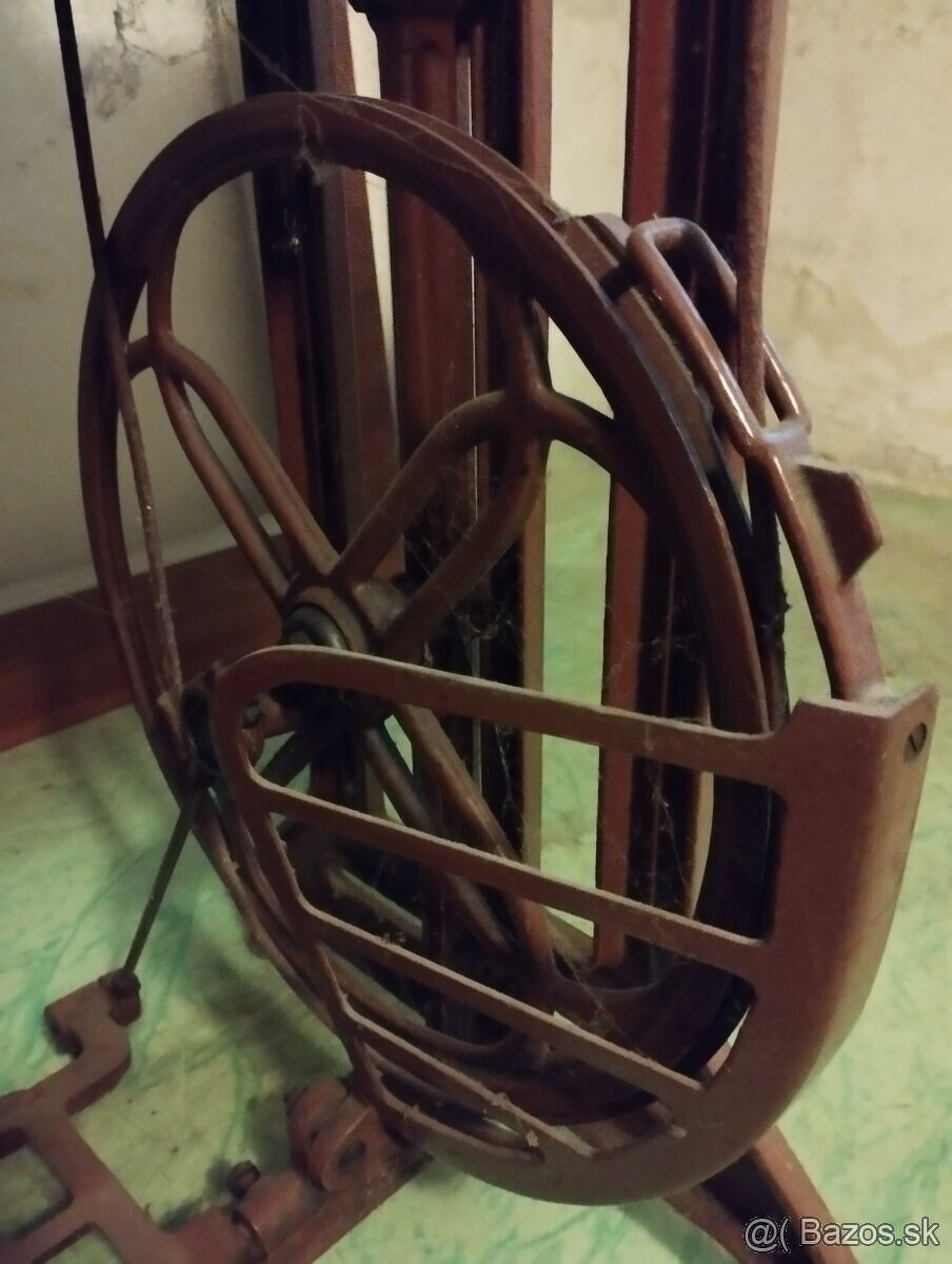 Šijací stroj Minerva - 5