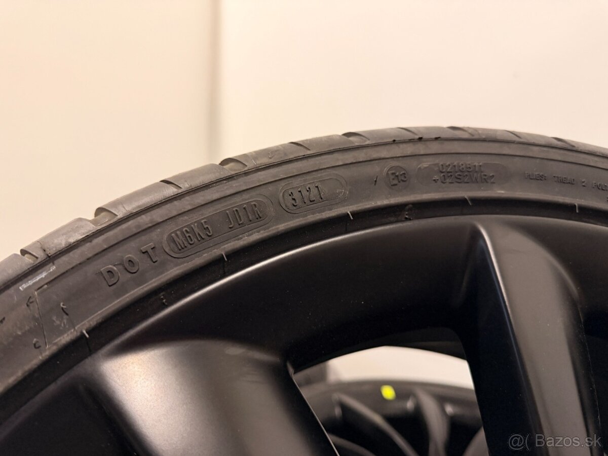 origo kolesa Tesla Model X r22 1027246-00-E léto - 5