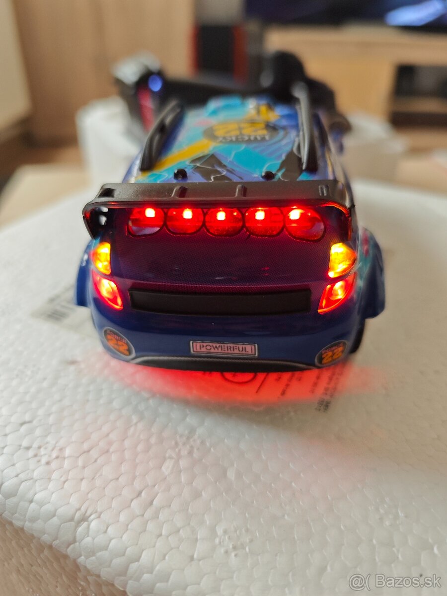 RC auto Wltoys 284010, 4WD, 1:28 - 5