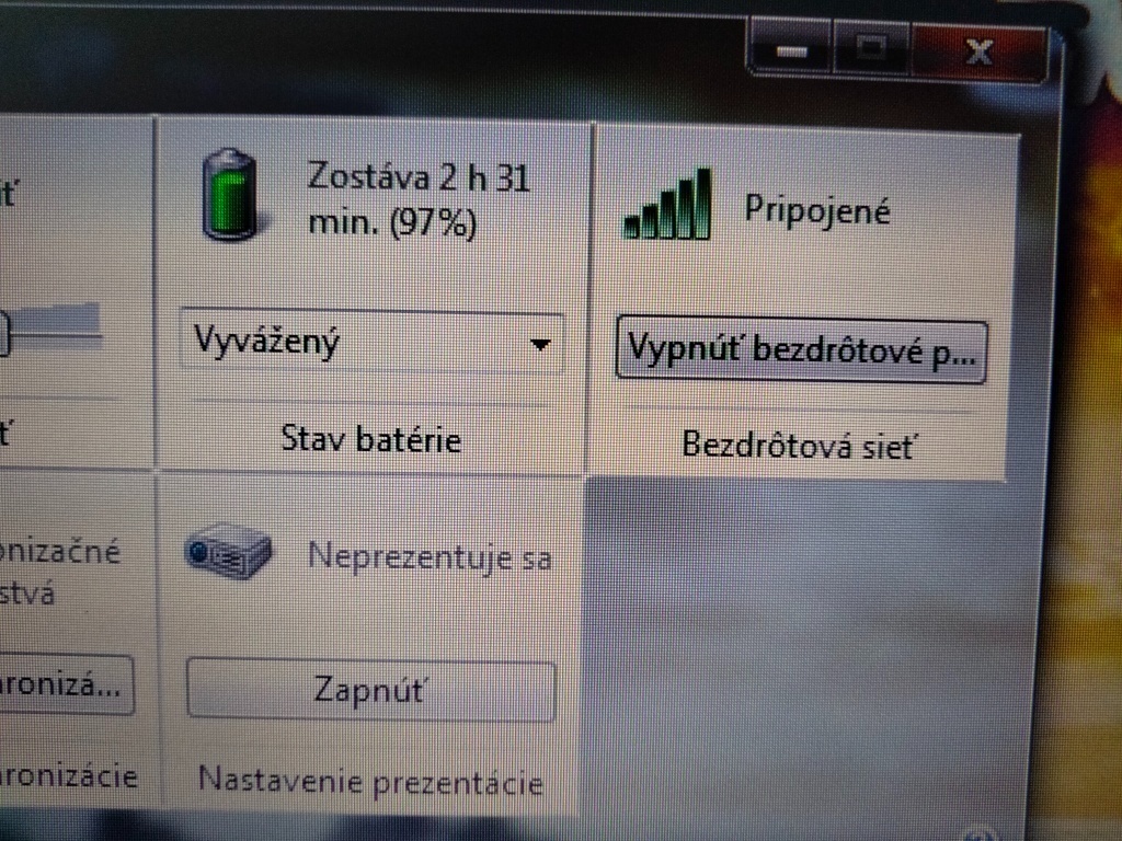 predám notebook Acer extensa 5635 / 4gb ram /250gb hdd/ - 5