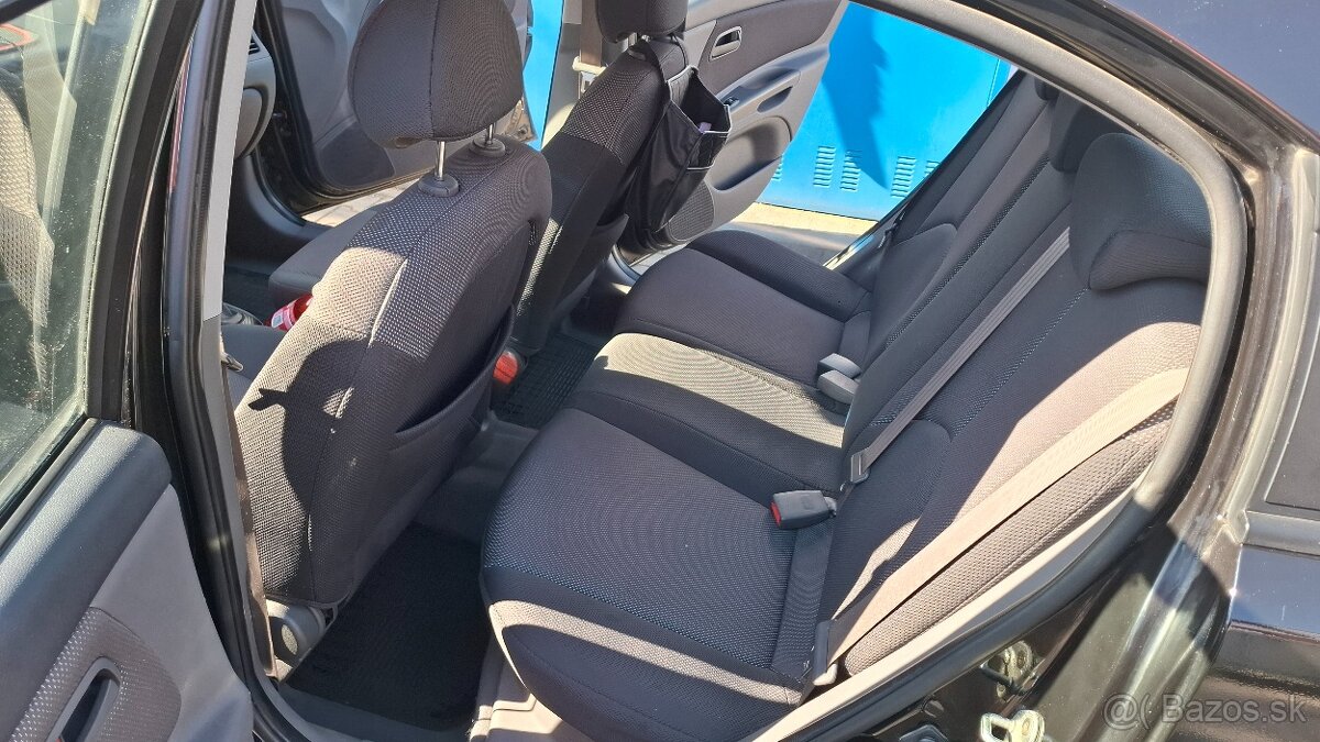 Kia rio 2 1.c crdi - 5