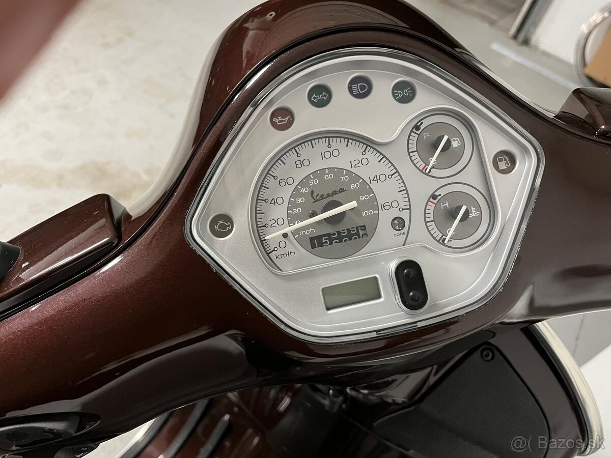 Vespa gts 300 ie touring - 5
