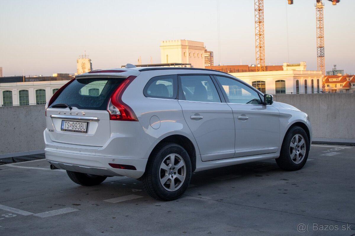 Volvo XC60 D3 Kinetic Geartronic - 5