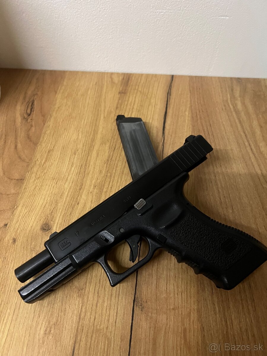 Airsoftová pištoľ GLOCK17 - 5