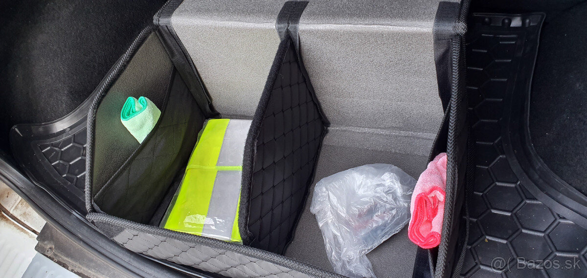 Box – organizér zadného úložného priestoru LADA - 5