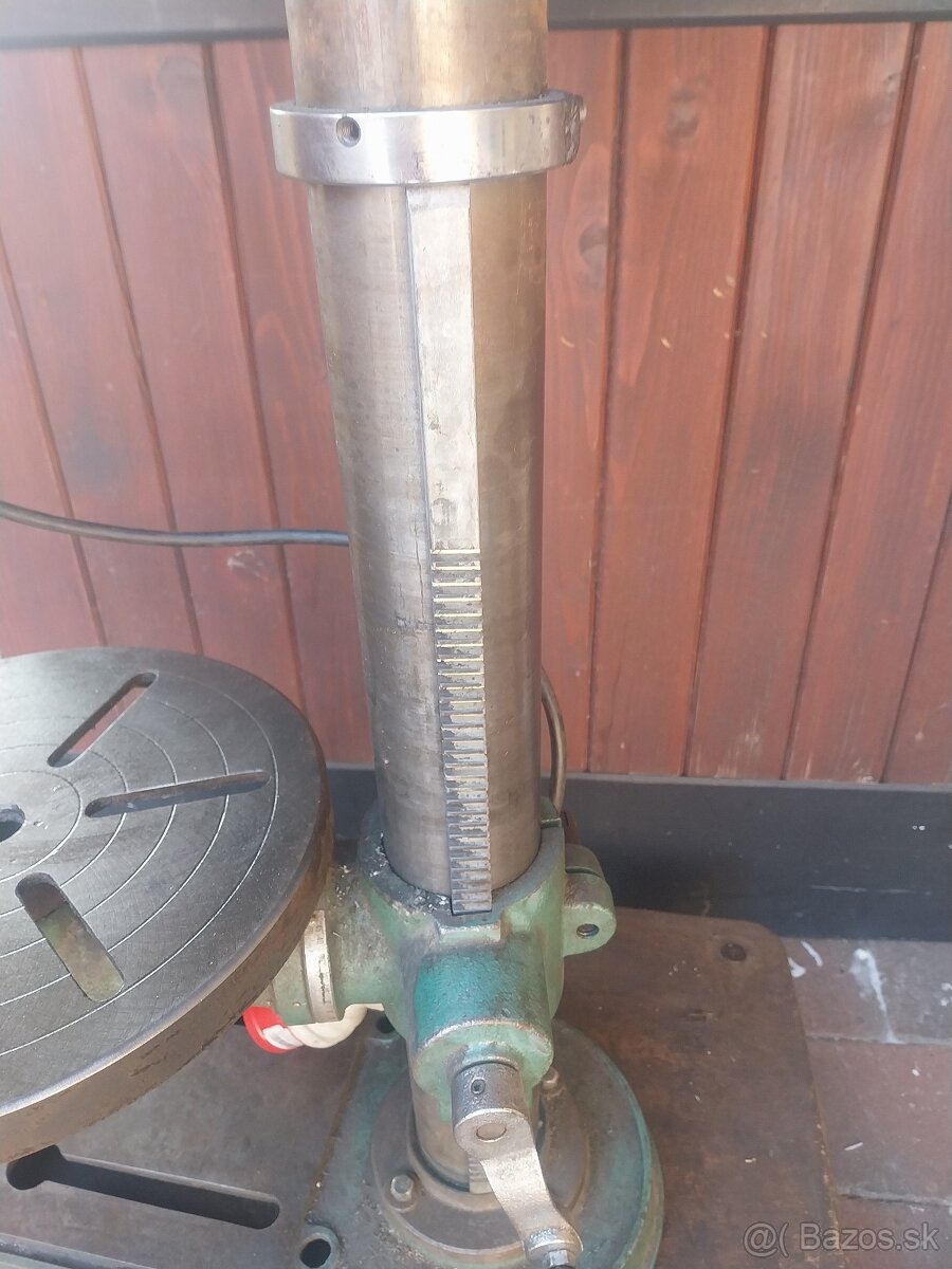 Stojanova vŕtačka 1 - 5