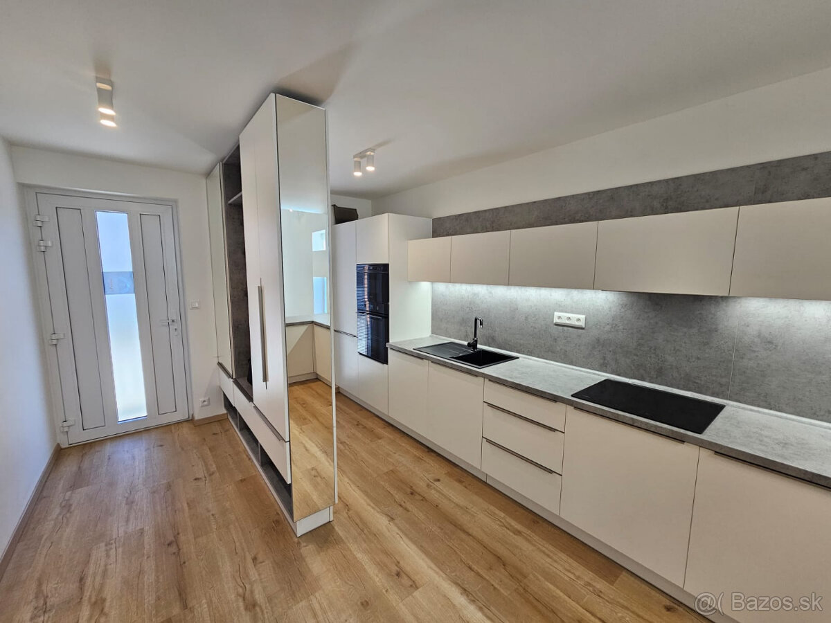 PRENÁJOM 5 - izbového domu medzi Prešovom a Košicami - 5