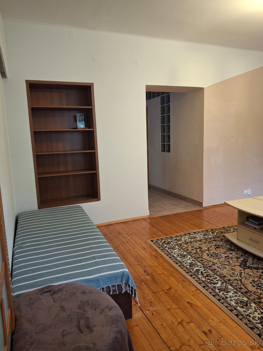 2-izbový byt 65 m², centrum, bez provízie - 5