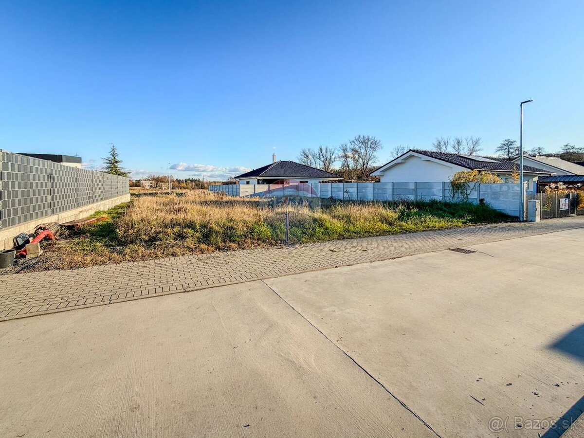 NA PREDAJ | STAVEBNÝ POZEMOK| Lučenec - 5