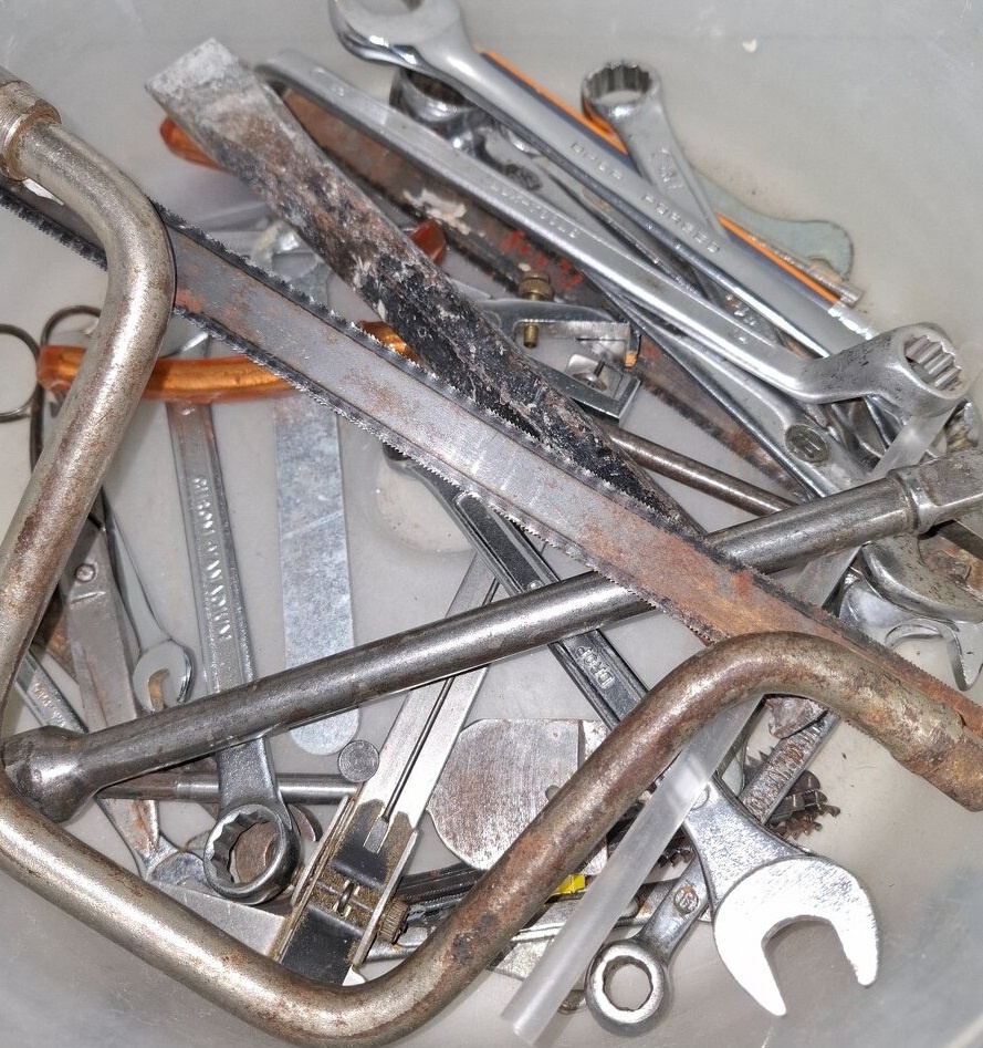 Rôzne spojovací materiál - 3€/kg - 5