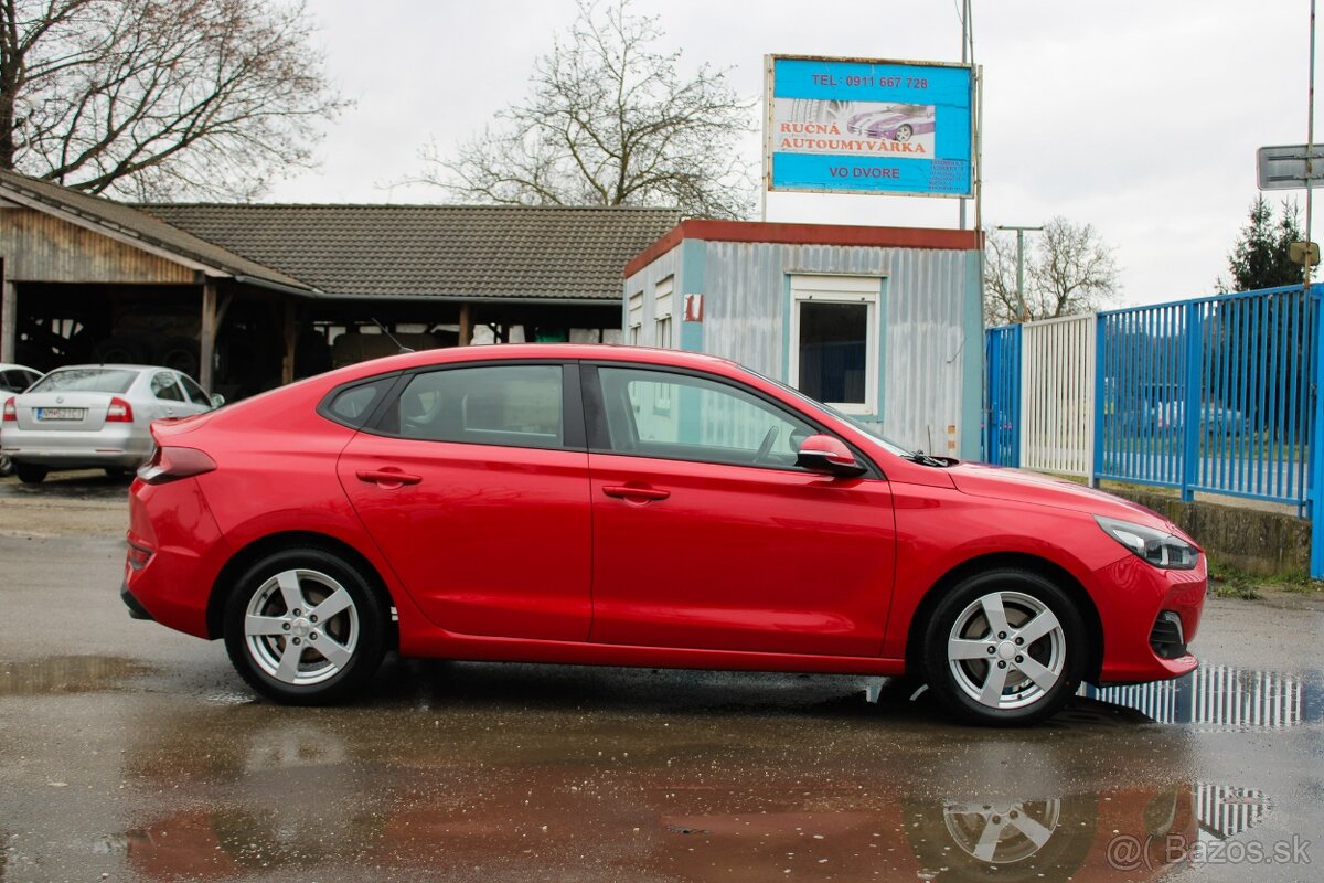 Hyundai i30 Fastback 1.4 T-GDi Comfort+, 103kW, SVK - 5