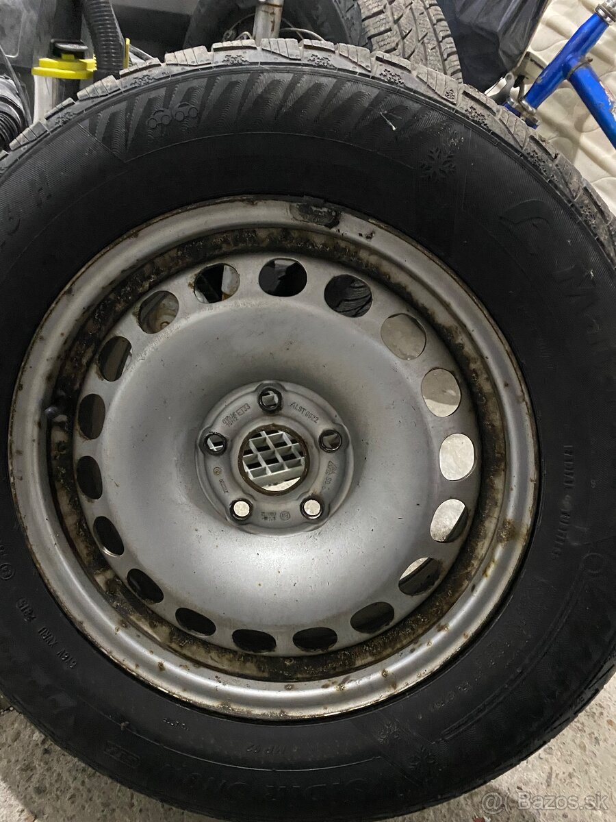 5x112 215/65 R16 et33 plechové disky - 5