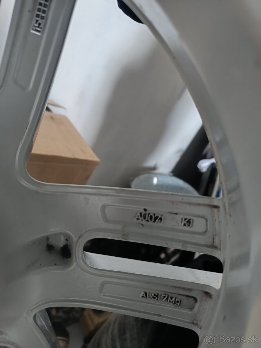 Audi 5x112 R19 ET45 - 5