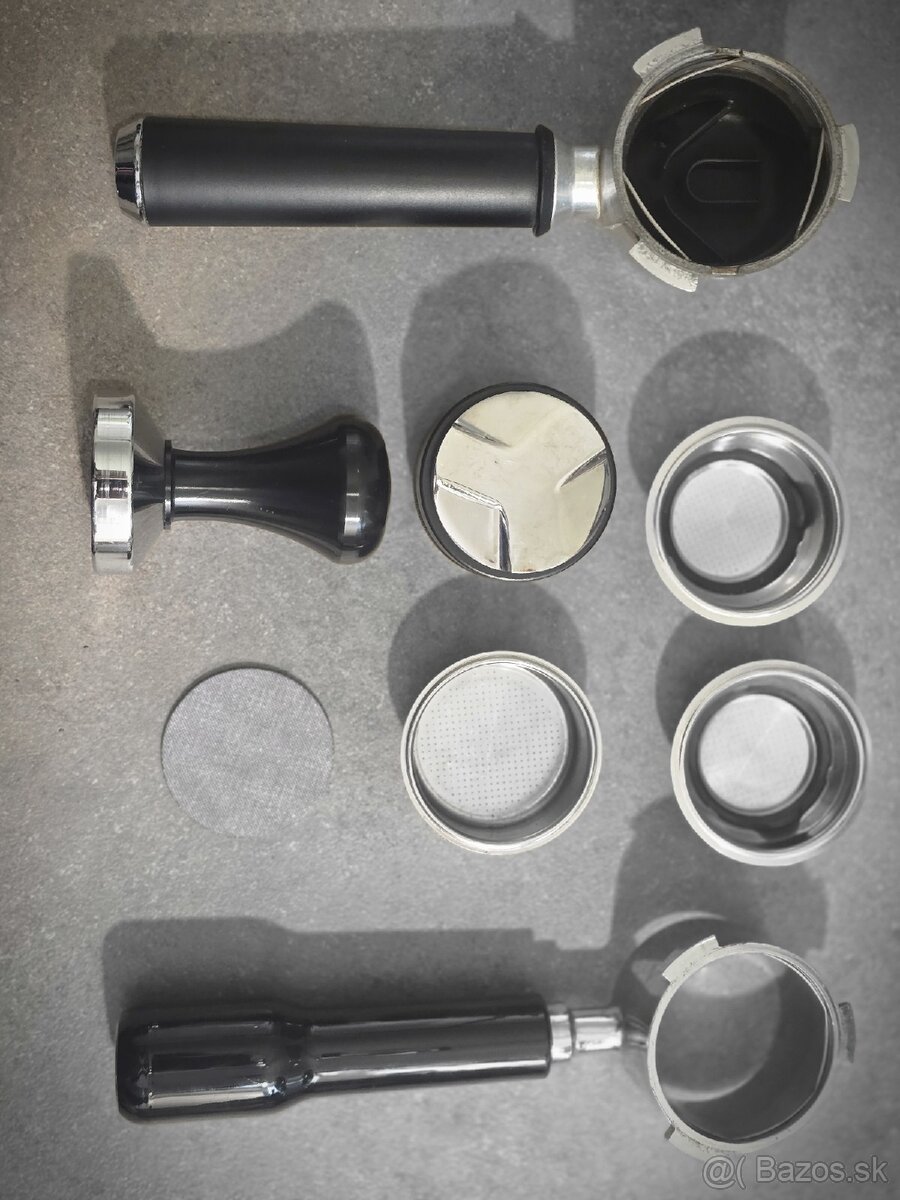 De’Longhi Dedica EC685 + mlynček + bohaté príslušenstvo - 5