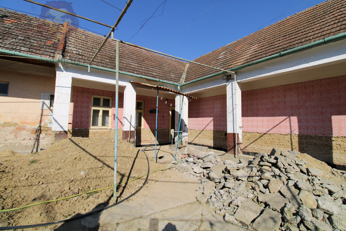 NA PREDAJ - Rodinný dom s veľkým pozemkom - Tepličky - 5