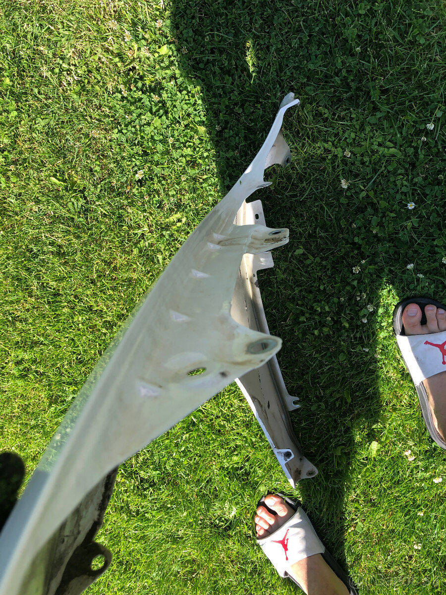 predni blatnik skoda octavia iii 3 12-17 pravy bily - 5