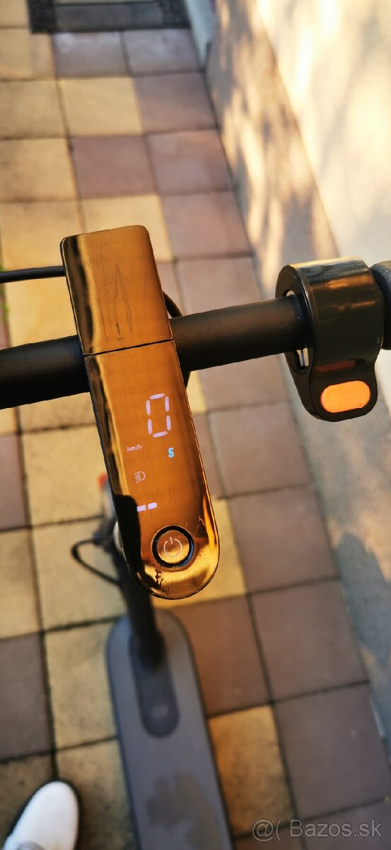 Xiaomi Mi Essential - 5