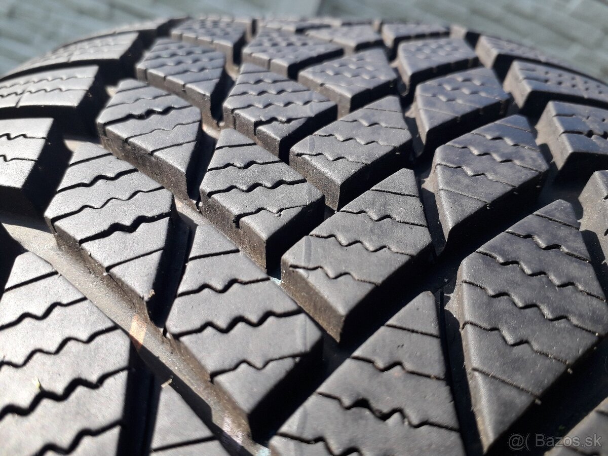 215/55 r16 zimne pneumatiky - 5