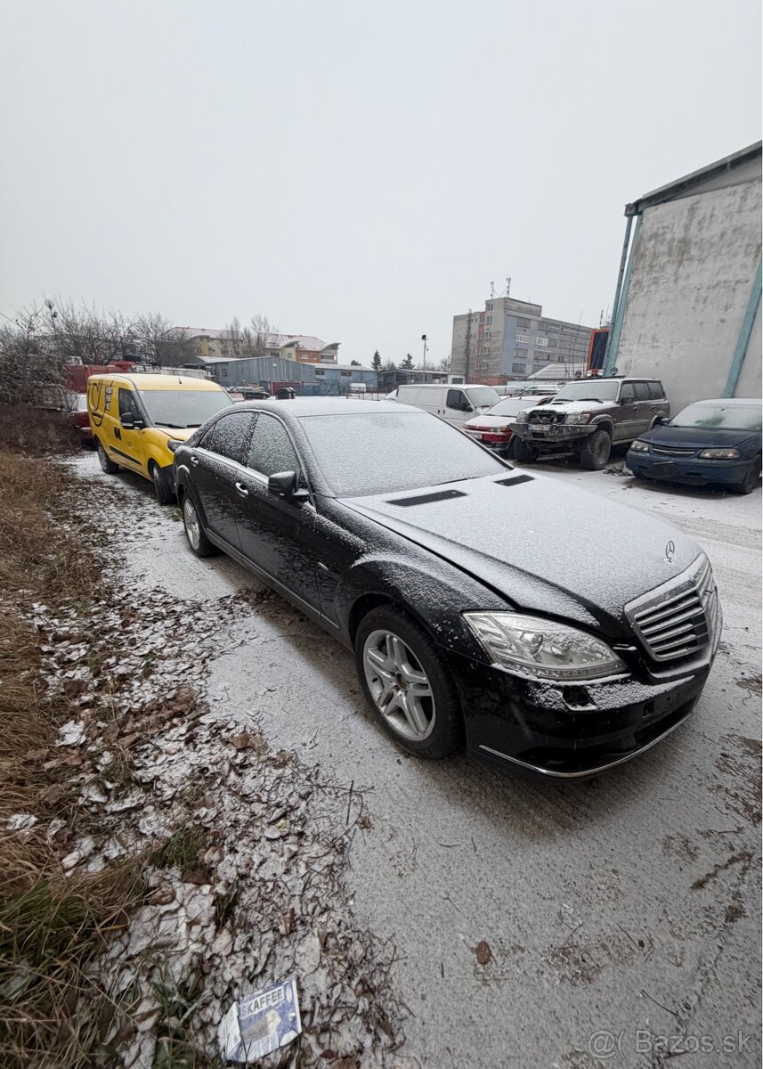 Mercedes w221 S500L Facelift diely - 5