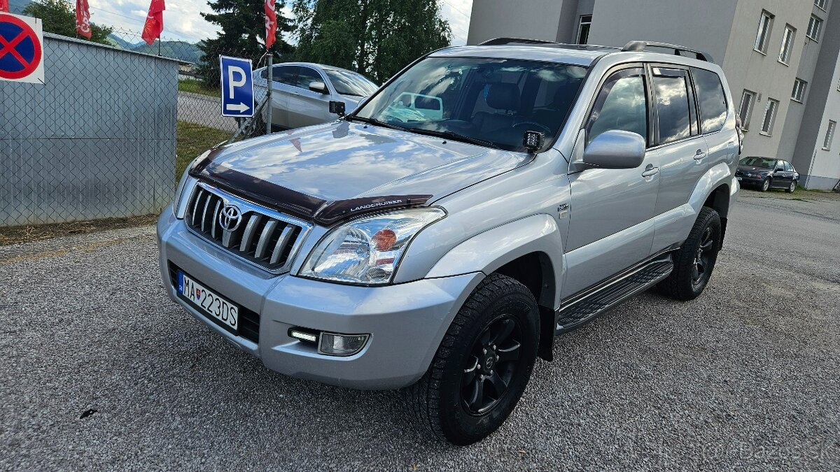 Toyota Land Cruiser 120 3.0I D-4D Lux A/T