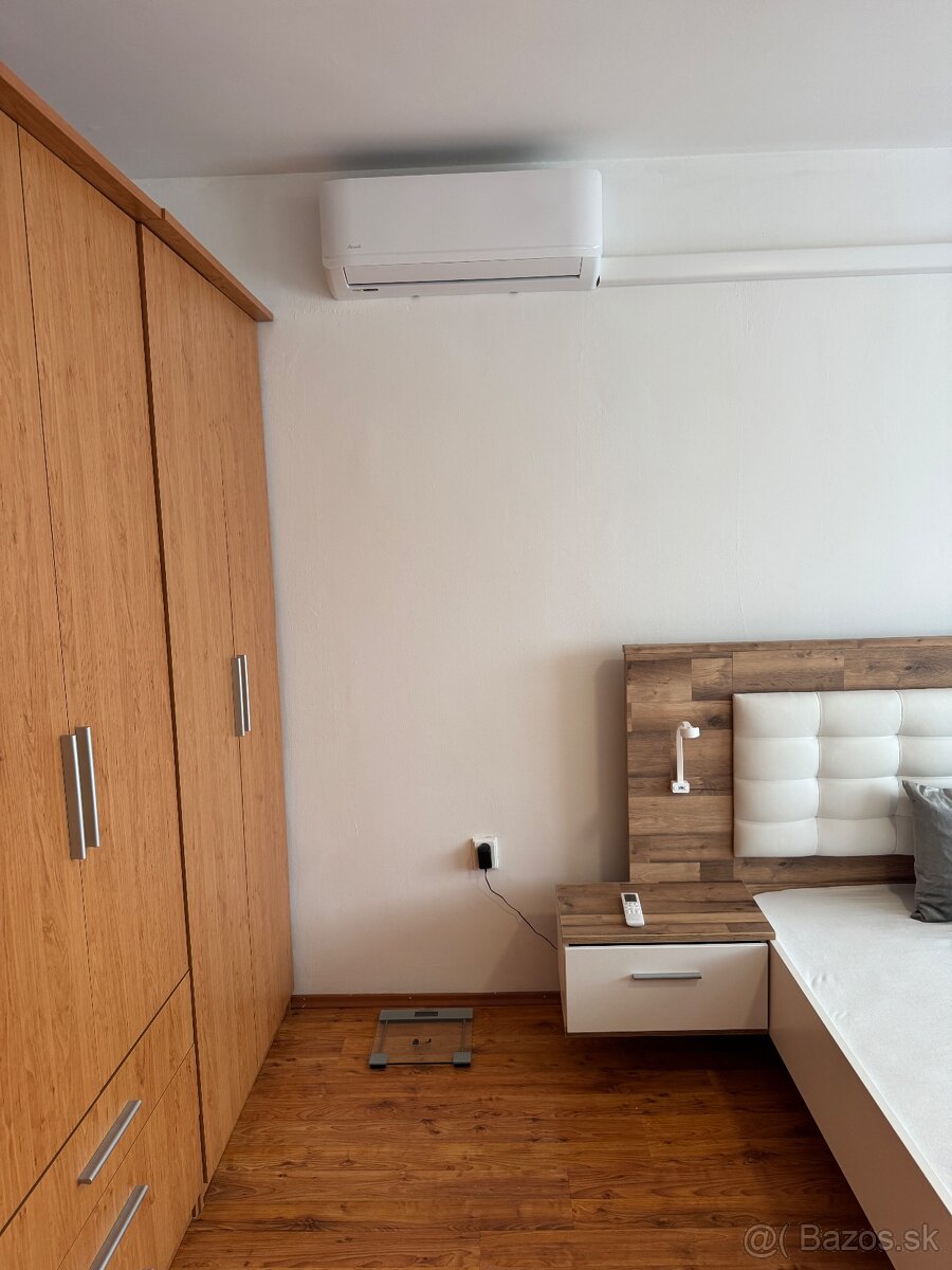 PRENÁJOM 2- izbový byt Popradská ulica Košice - 5